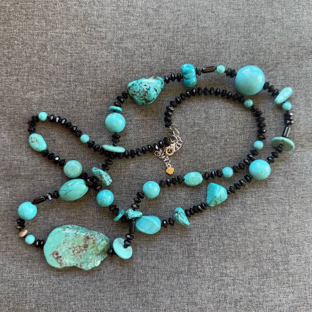Turquoise Colored Howlite Necklace With Black Beads  36” Long Country Western